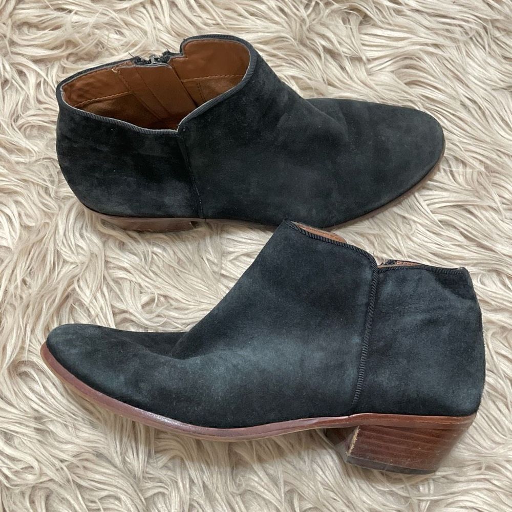 Sam Edelman suede booties size 6.5